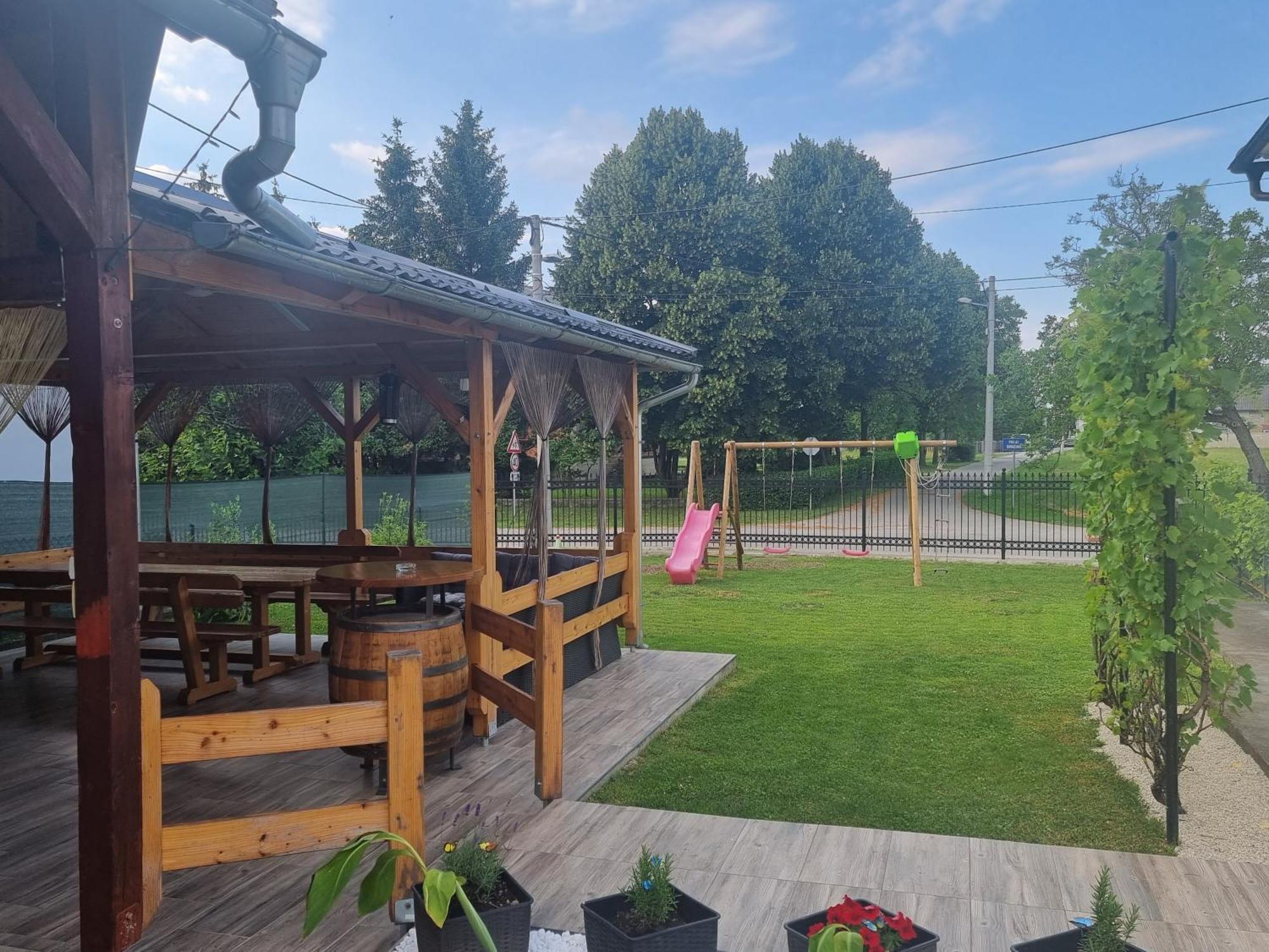 Holiday Home Baotic Velika Mlaka Dış mekan fotoğraf